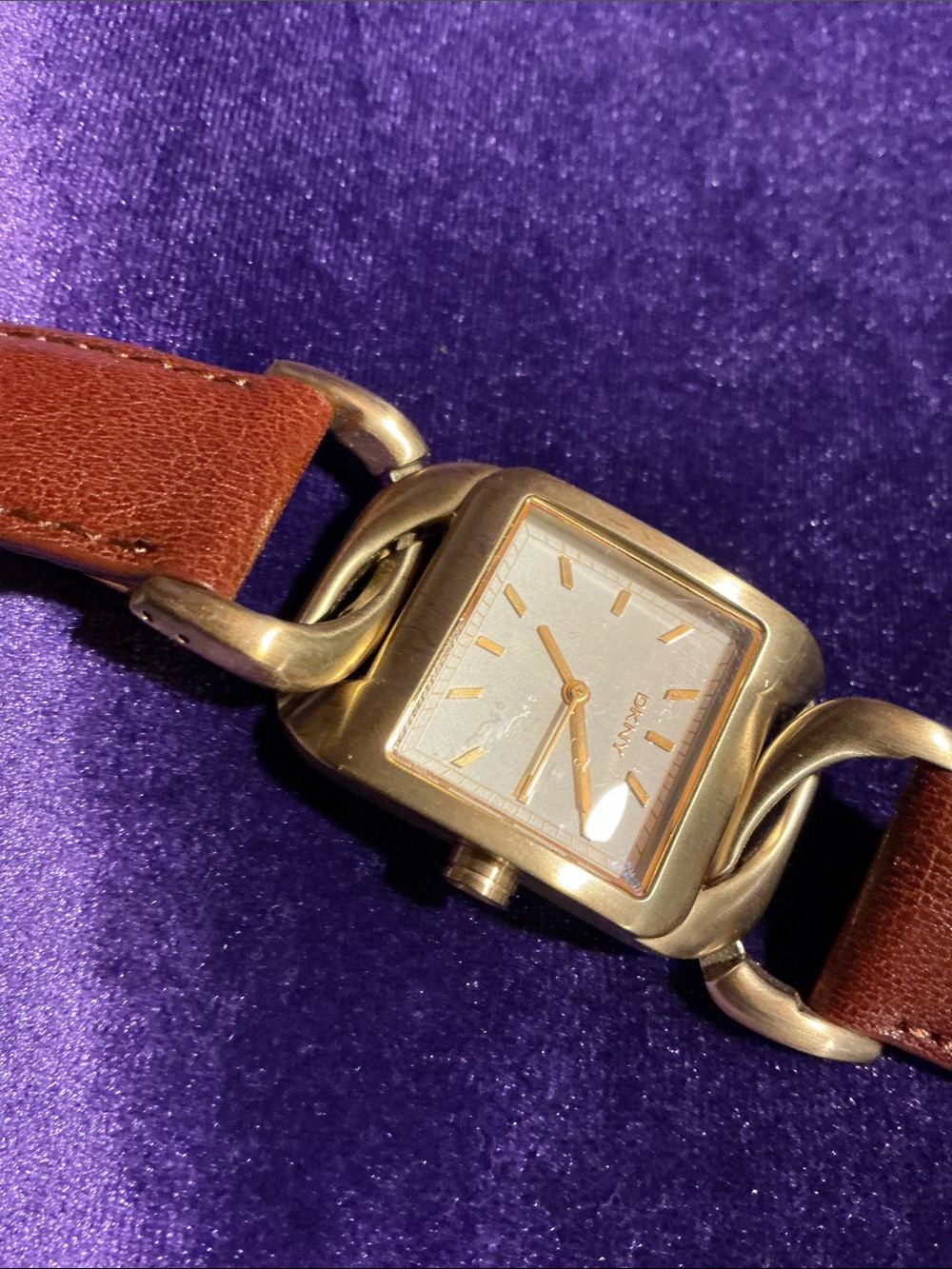 Brown Leather Women’s Wrist Watch with Brass-Tone Case